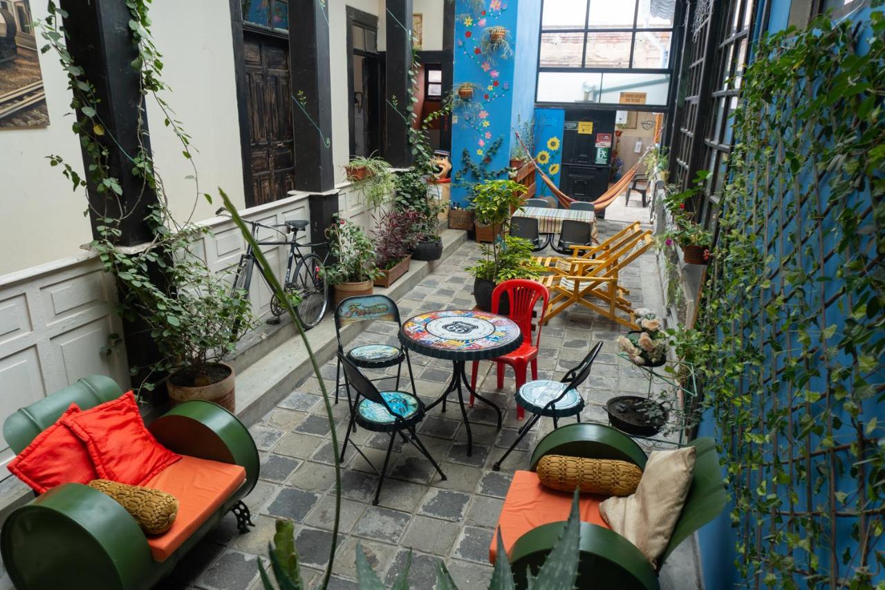 Villa Bonita Hostel Риобамба Экстерьер фото