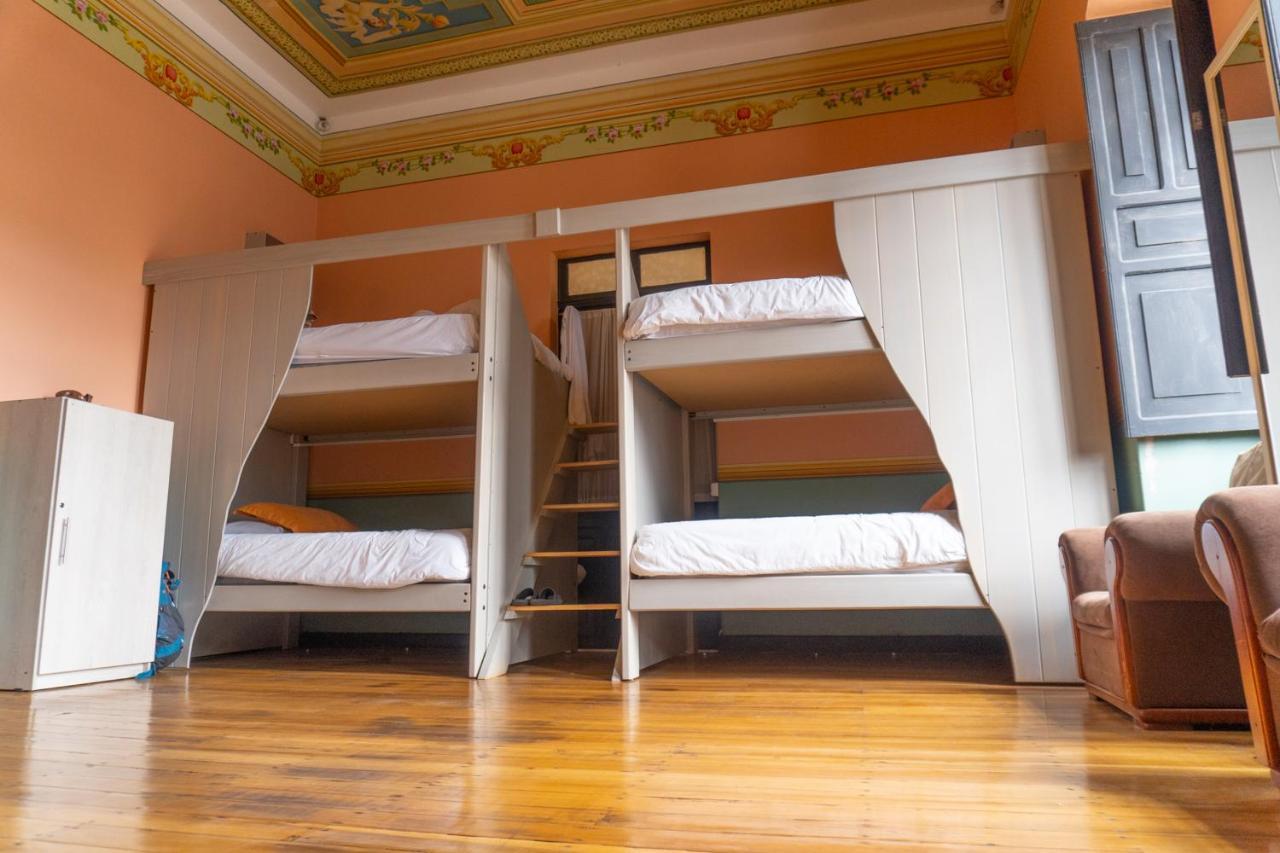 Villa Bonita Hostel Риобамба Экстерьер фото