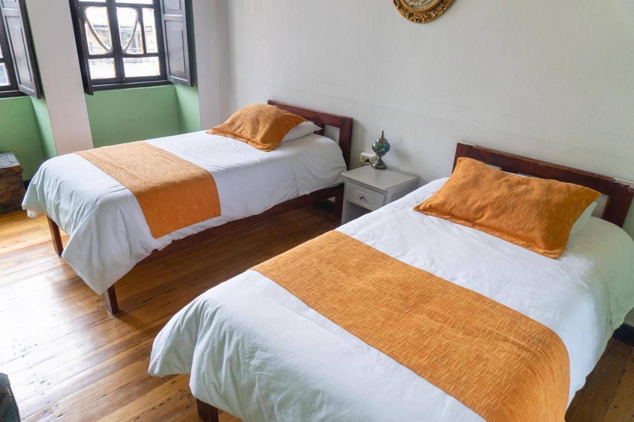 Villa Bonita Hostel Риобамба Экстерьер фото