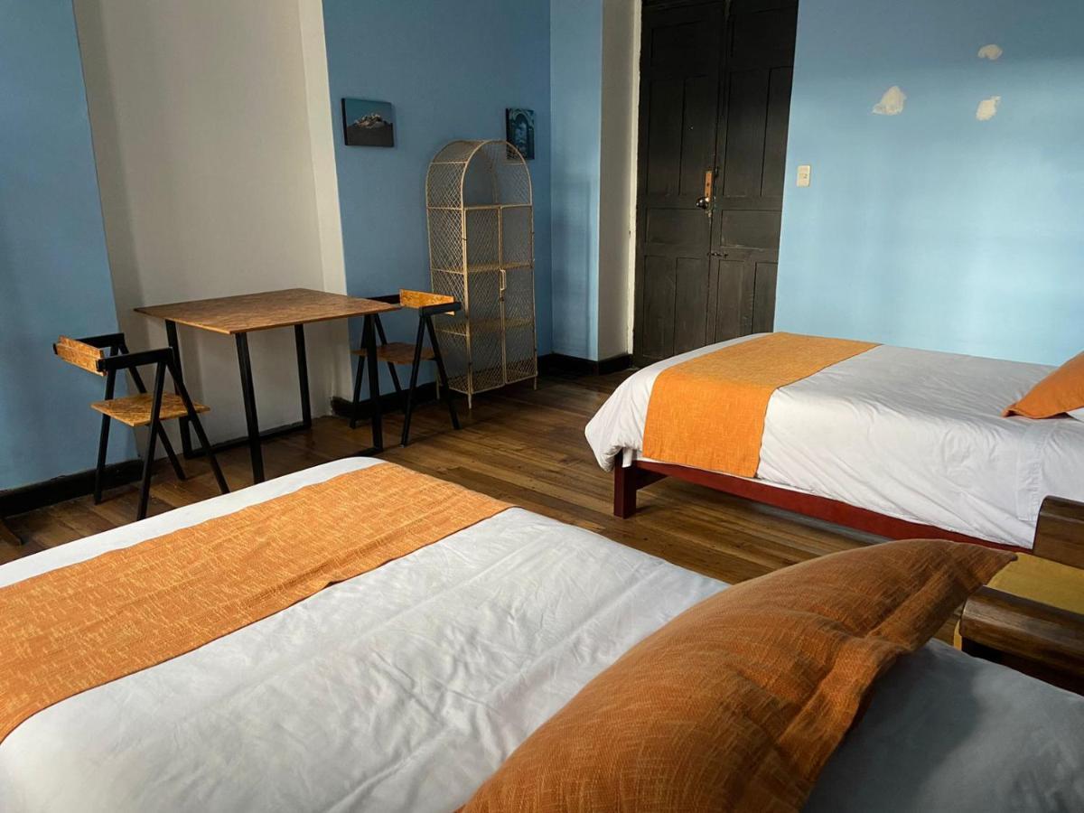 Villa Bonita Hostel Риобамба Экстерьер фото