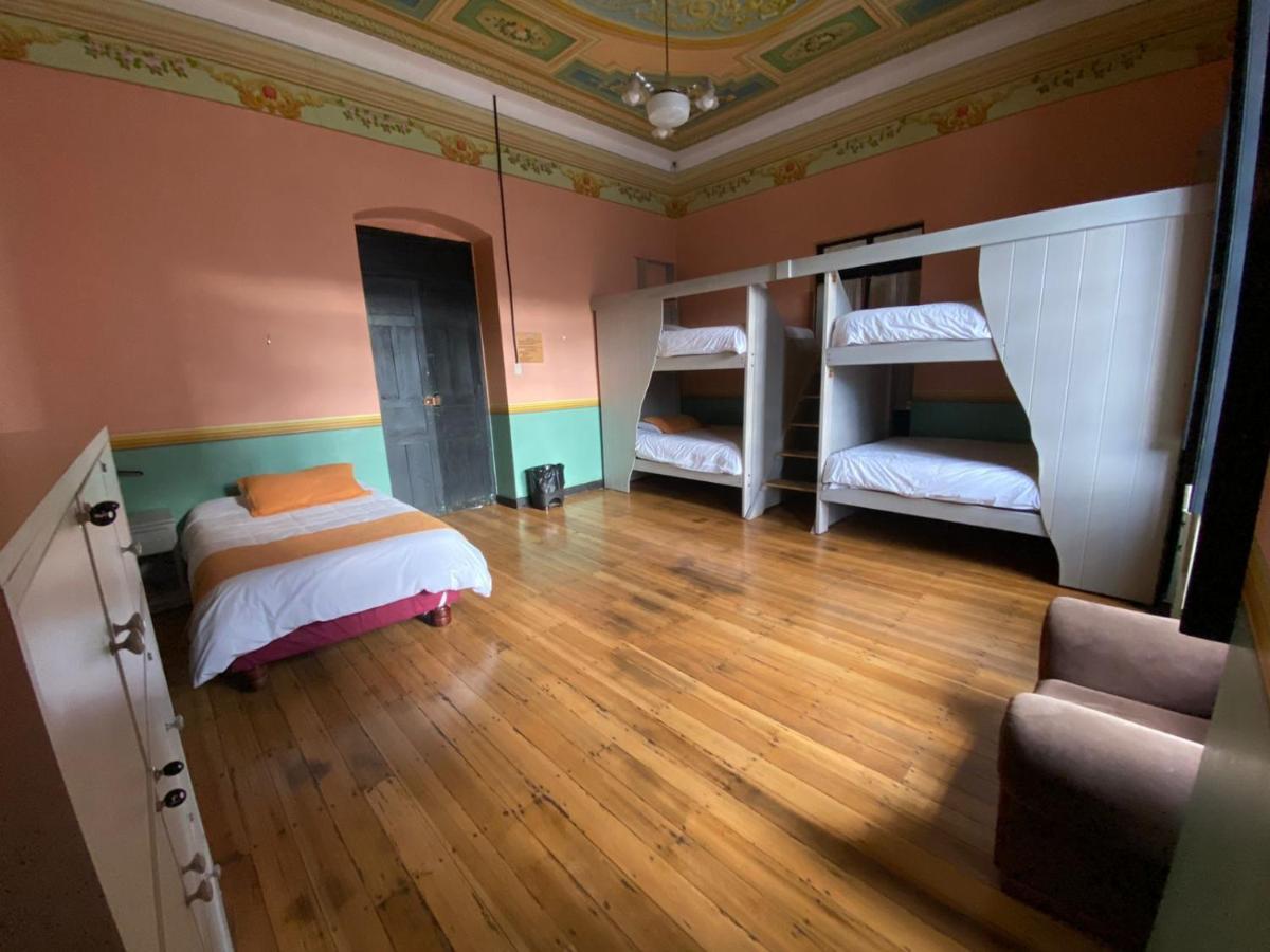 Villa Bonita Hostel Риобамба Экстерьер фото