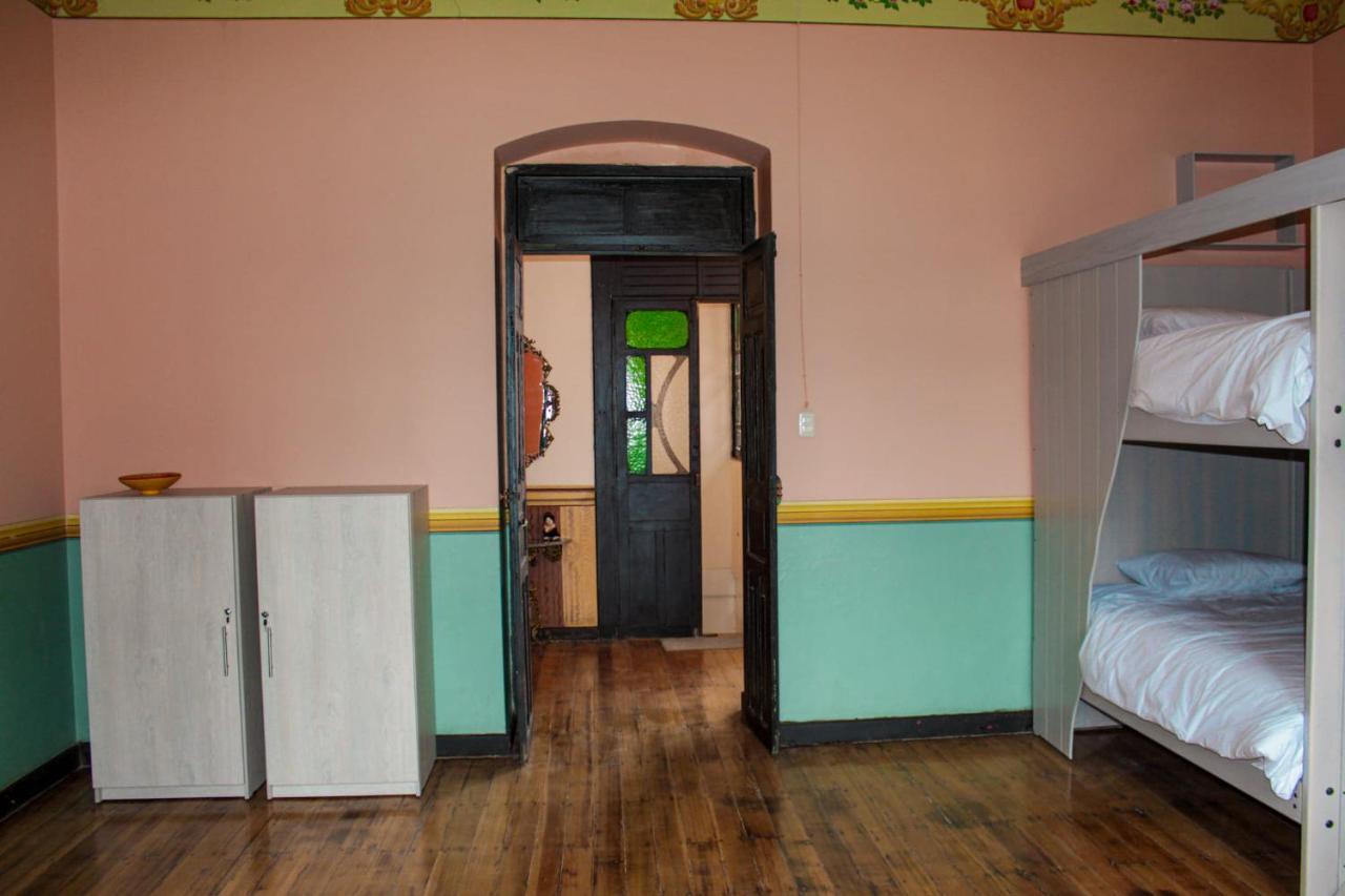 Villa Bonita Hostel Риобамба Экстерьер фото